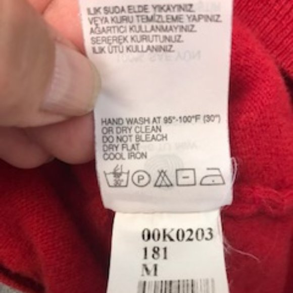 Classic Red Sweater - Picture 4 of 7